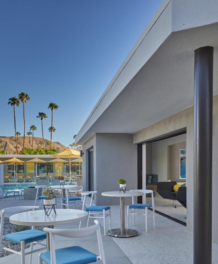 Twin Palms Resort - A Gay Men'S Resort Palm Springs Exterior photo